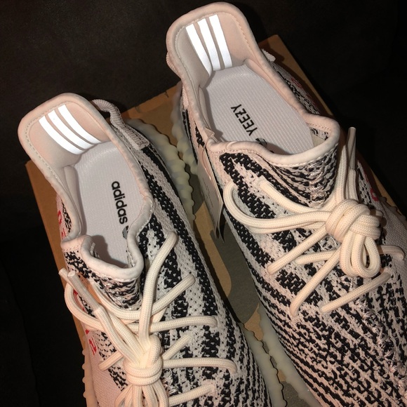 Adidas Yeezy 350 Boost V2 - Picture 3 of 4